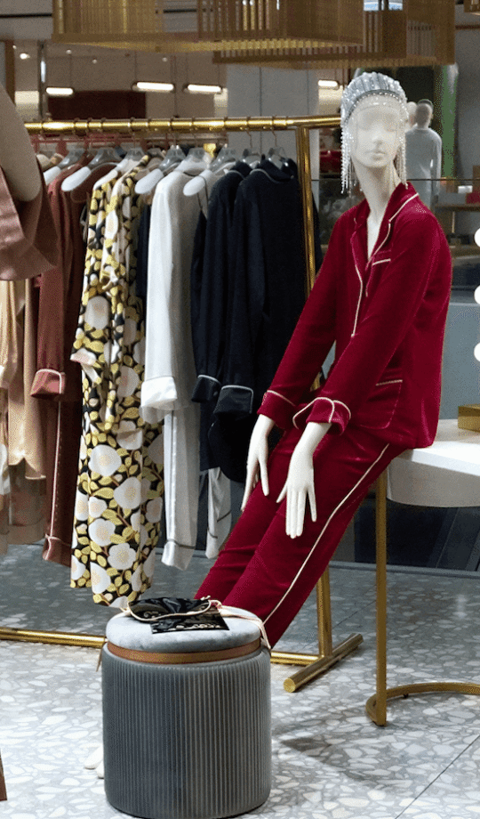 Olivia-von-Halle-Selfridges (1)