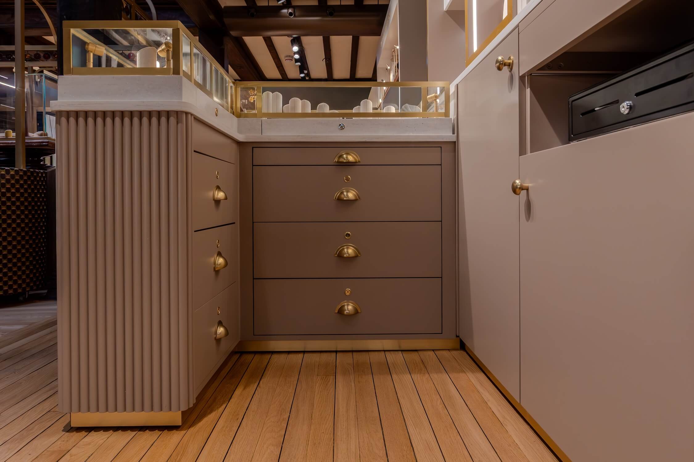 Carrie Elizabeth drawers